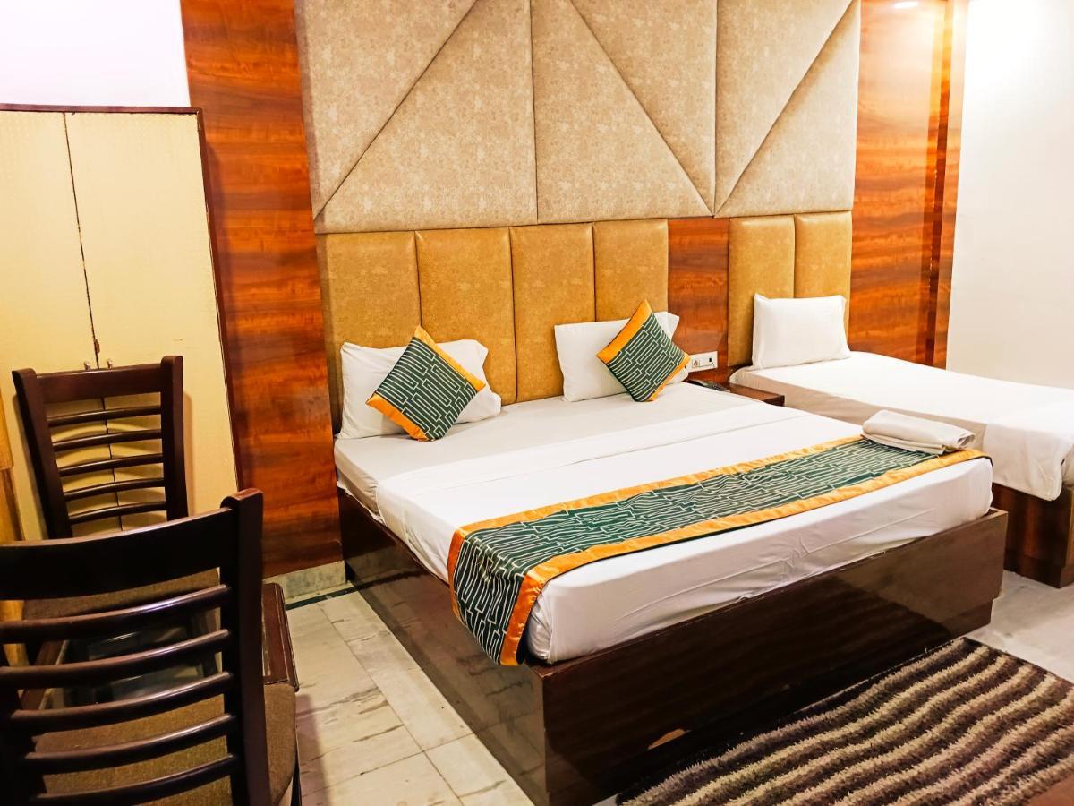 Hotel De Tark Near Igi Airport Delhi New Delhi Exterior photo